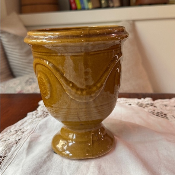 French Anduze type pottery planter with an ochre yellow glaze - Picture 2 of 8